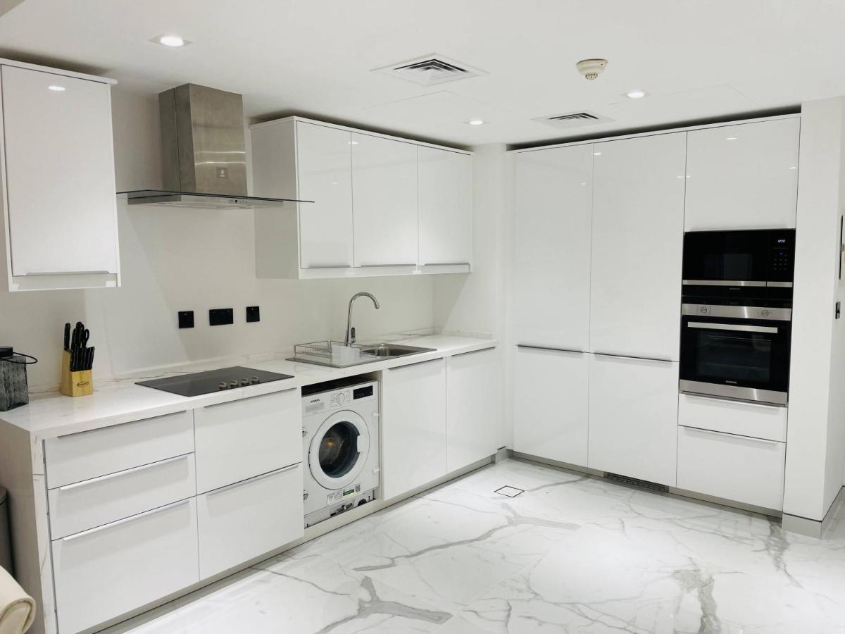 Luxury Casa Premium Studio Apartments - With Full Kitchen, Balcony At Jbr Beach Dubai Esterno foto