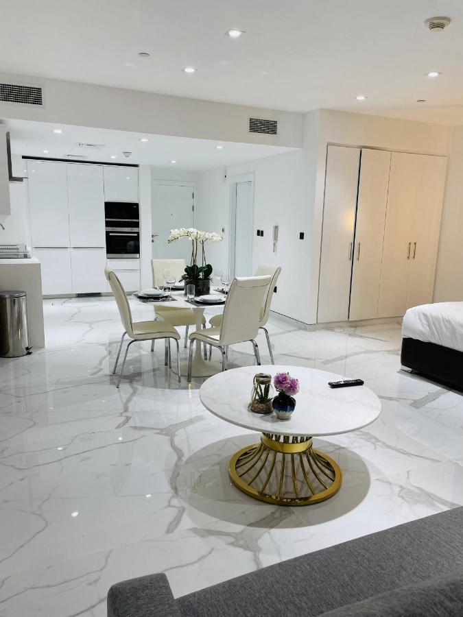 Luxury Casa Premium Studio Apartments - With Full Kitchen, Balcony At Jbr Beach Dubai Esterno foto