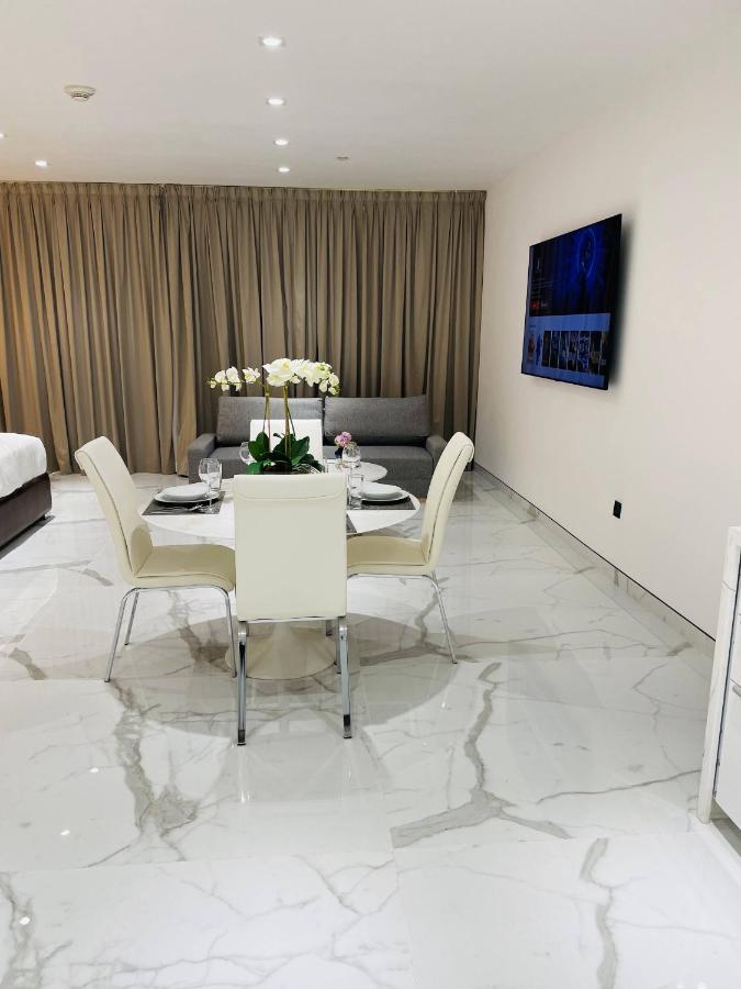 Luxury Casa Premium Studio Apartments - With Full Kitchen, Balcony At Jbr Beach Dubai Esterno foto